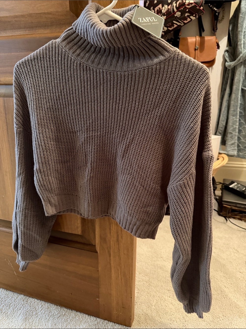 Zaful Women's Taupe Turtleneck Cropped Sweater Medium